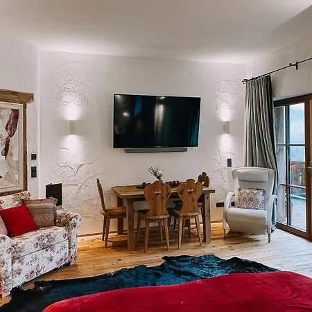 Wasserfall In Apartment
